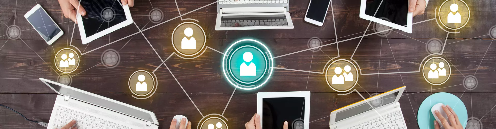 Effektives Networking im Job – So funktioniert´s Foto: dragonstock, stock.adobe.com
