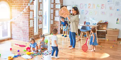 ekita.net ist Träger mehrerer evangelischer Kindertagesstätten in und um Augsburg. / Foto: Krakenimages.com, stock.adobe.com