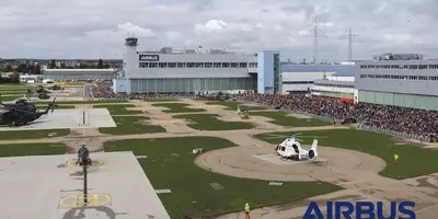 Airbus Gebäude und Wiese