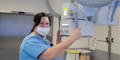Alexandra Riedel ist leitende Medizinisch-teschnische Radiologieassistentin in den Wertachkliniken Bobingen. (C) Wertachkliniken Bobingen