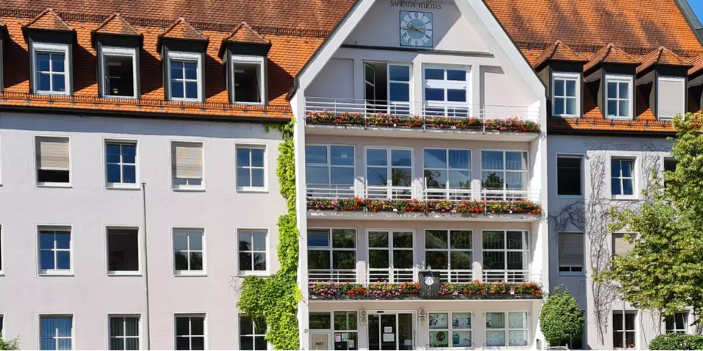 Die STADT BOBINGEN